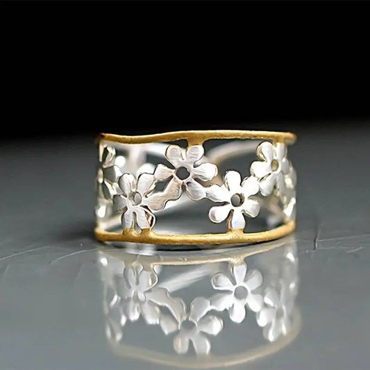Irregular Hollow Daisy Ring Unique Joyas
