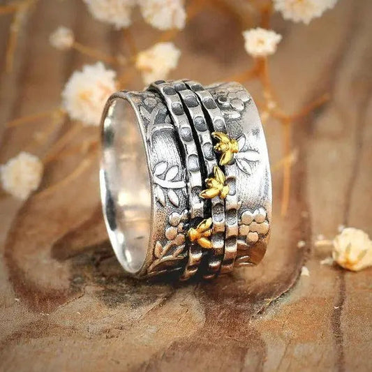 Small Bee Blossom Ring Unique Joyas