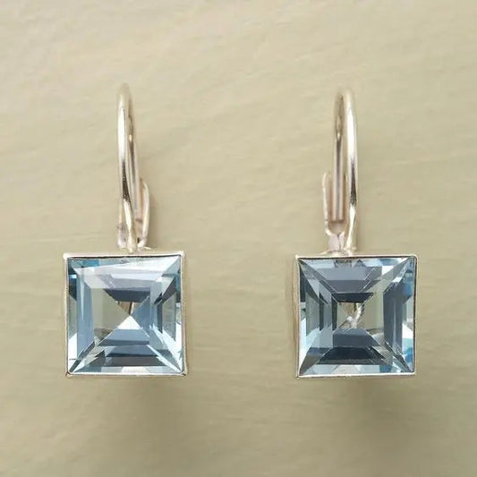 Vintage earrings made of blue cubic glass Unique Joyas